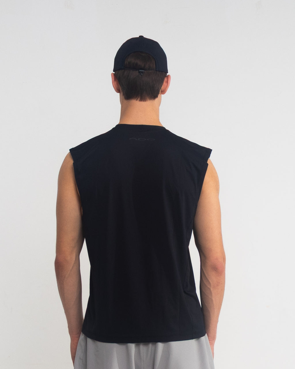 TANK - ONYX